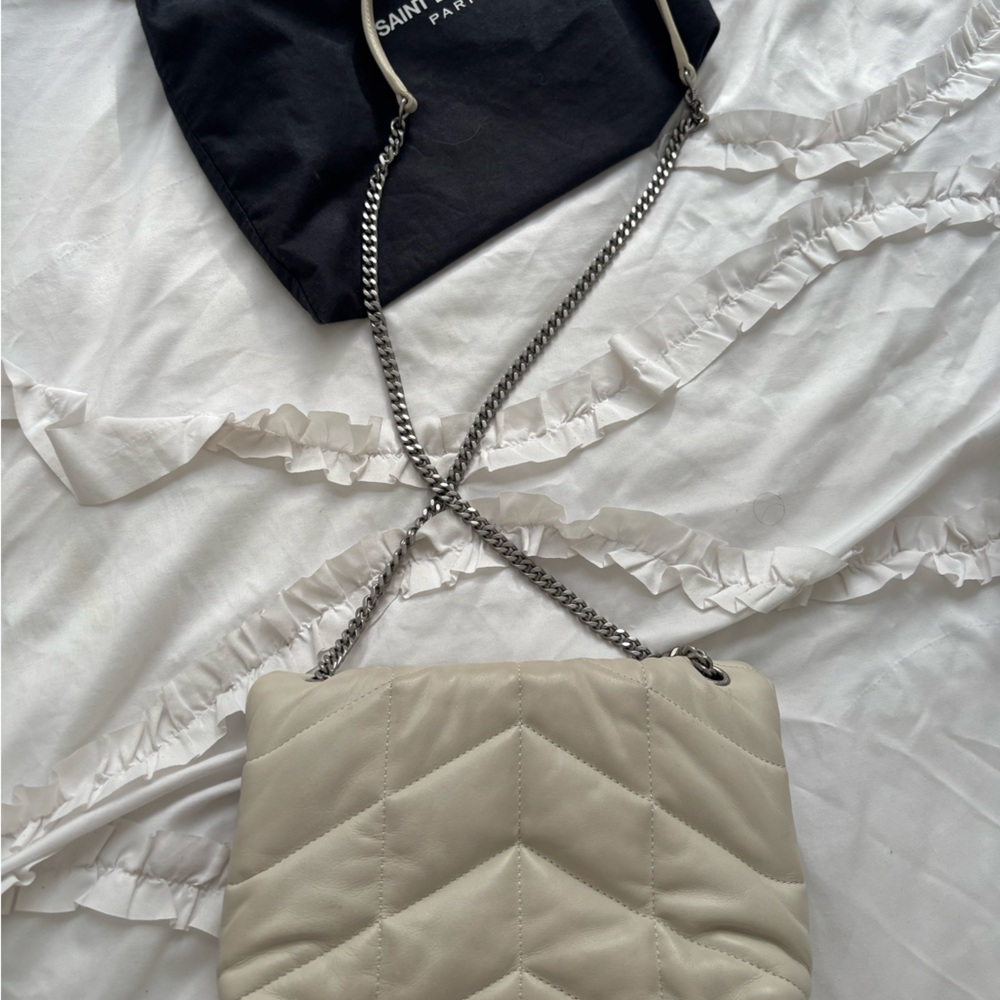 Saint Laurent Ivory Quilted Leather Bag Lou Lou - Picture 2 of 15